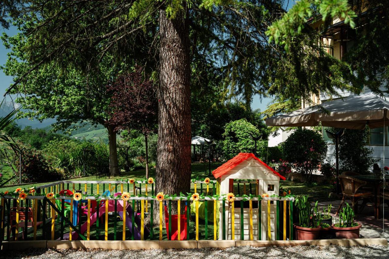 Bed and Breakfast Il Girasole Basciano Экстерьер фото