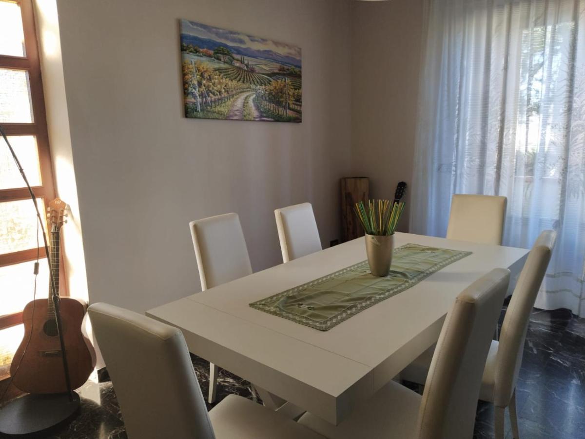 Bed and Breakfast Il Girasole Basciano Экстерьер фото