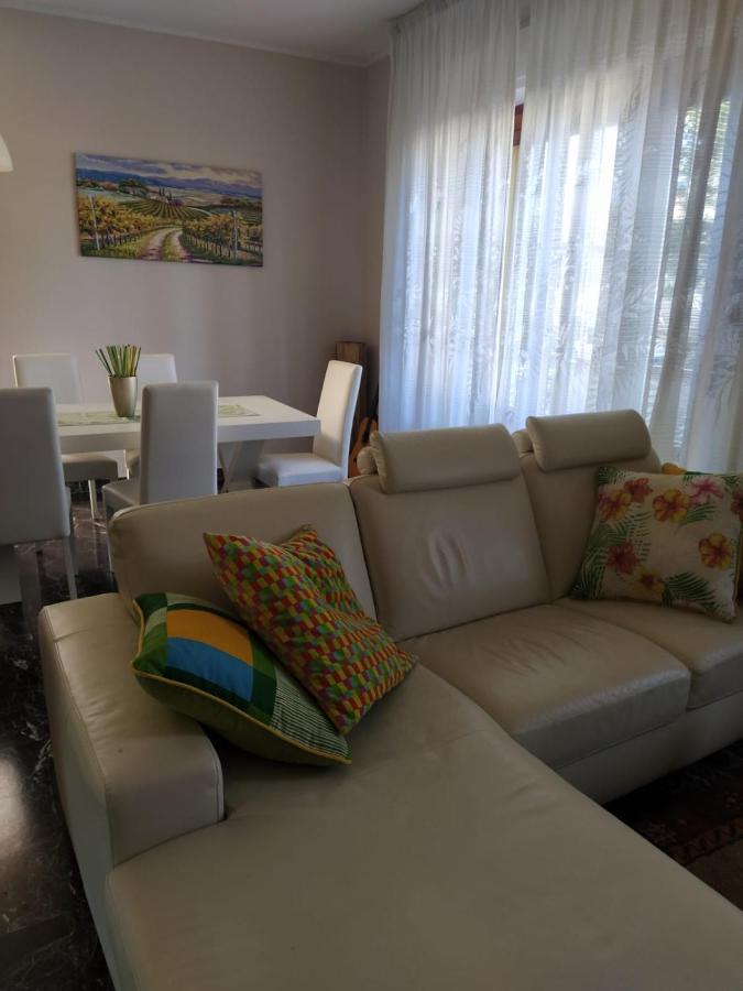 Bed and Breakfast Il Girasole Basciano Экстерьер фото